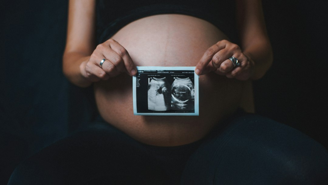 Choosing Between Known and Anonymous IVF Donors